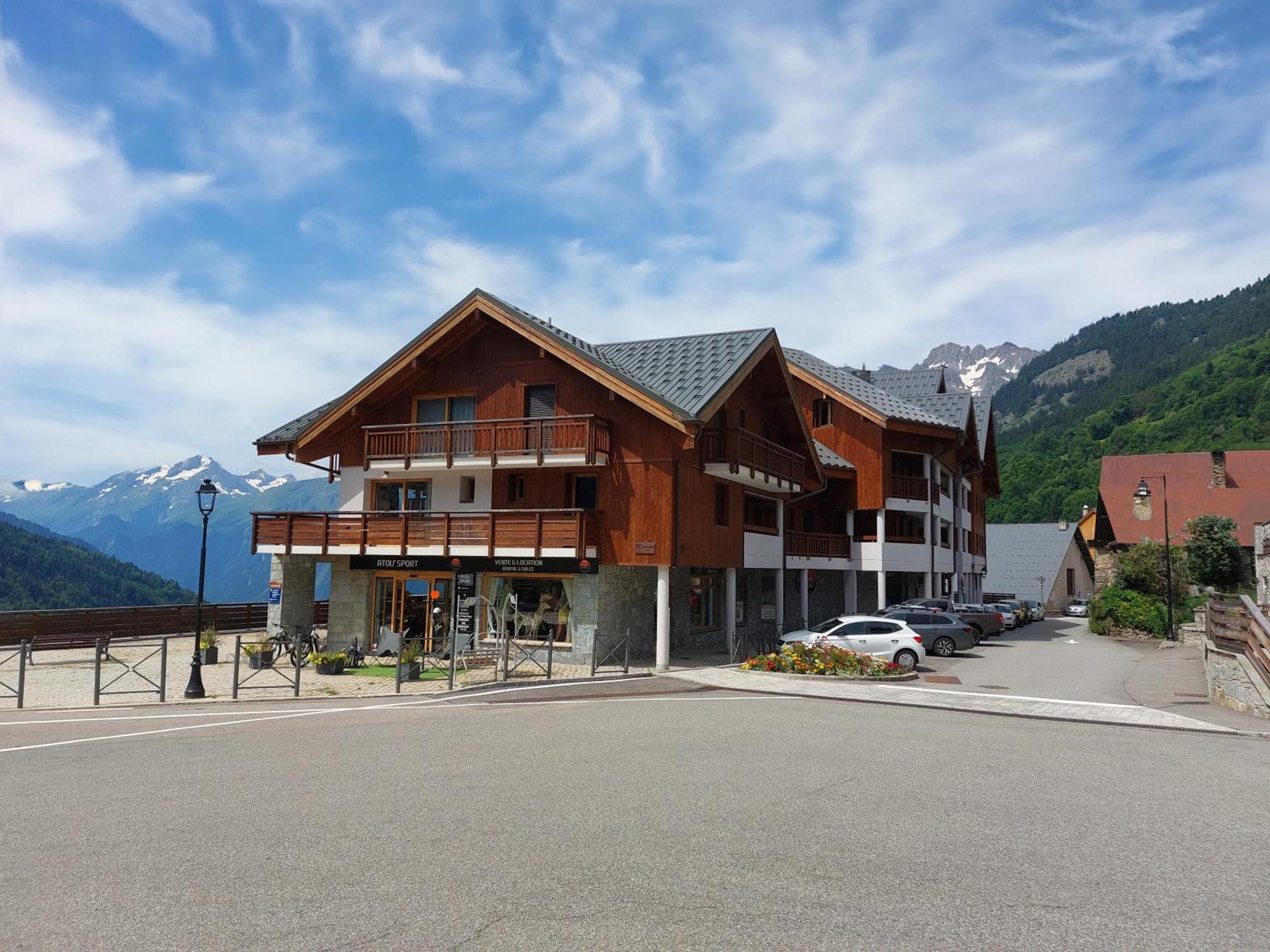 Aparthotel Terresens - Le Saphir Vaujany Zewnętrze zdjęcie